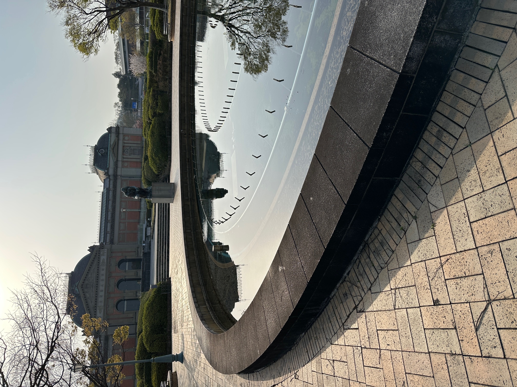 愛知県で公園などの除去困難な樹液汚れは建築コンシェルジュにお任せ！